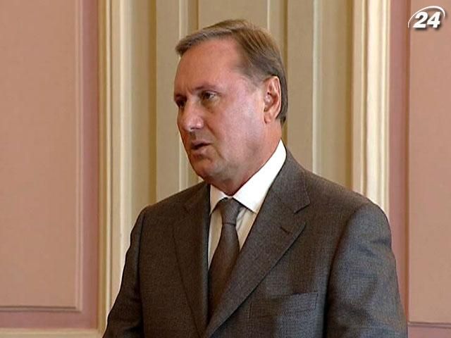 Єфремов: Зміни до “мовного" закону Рада розгляне після виборів Єфремов: Зміни до “мовного" закону Рада розгляне після виборів