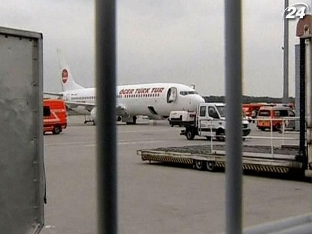 В аеропорту Кельна 11 пасажирів постраждали через задимлення В аеропорту Кельна 11 пасажирів постраждали через задимлення