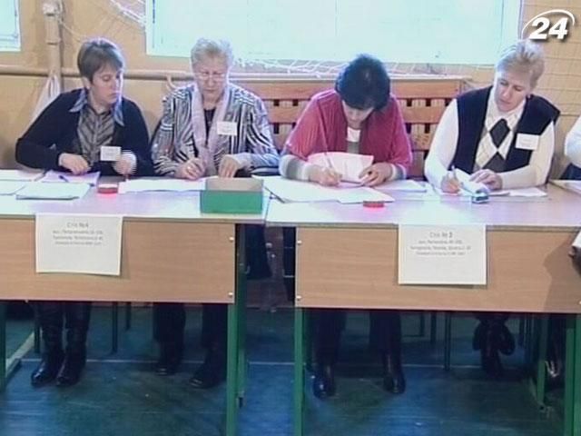 КВУ: Половина членів ОВК зміниться до початку виборів