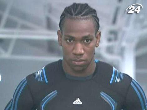 Спринтер Йохан Блейк сам себе придумал прозвище "зверь" Спринтер Йохан Блейк сам себе придумал прозвище "зверь"