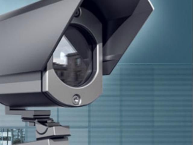 "Батьківщина": Збоченці цілодобово підглядають за лідером опозиції "Батьківщина": Збоченці цілодобово підглядають за лідером опозиції