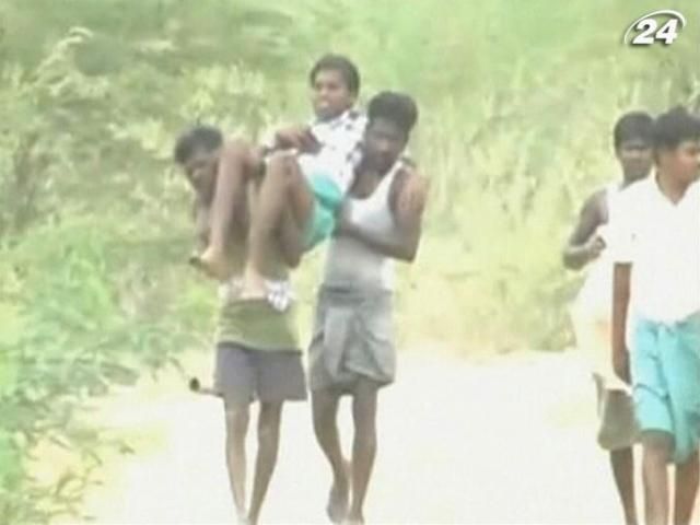 Більше 40-ка людей загинуло внаслідок вибуху в Індії Більше 40-ка людей загинуло внаслідок вибуху в Індії