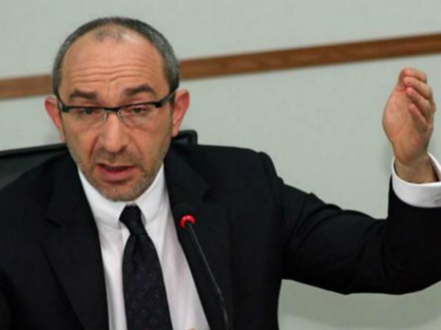 Мэр Харькова назвал чиновника сукиным псом и пригрозил ему Мэр Харькова назвал чиновника сукиным псом и пригрозил ему