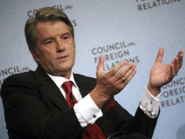 Ющенко: Опозиція молиться за те, щоб Тимошенко не визволили Ющенко: Опозиція молиться за те, щоб Тимошенко не визволили