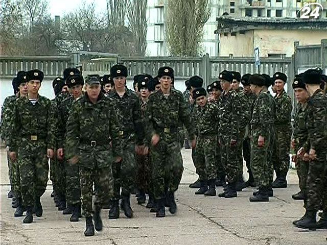 Украинскую армию сократят вдвое к 2017 году
