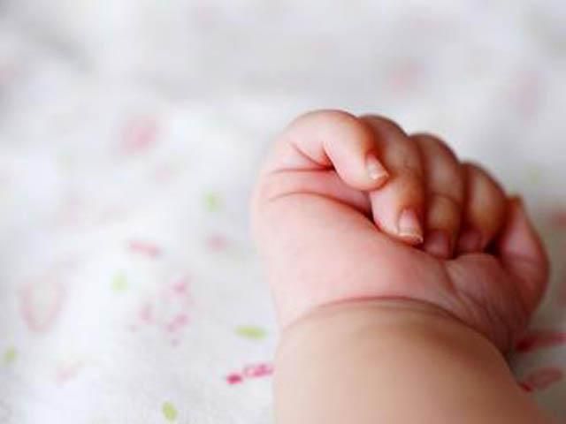 На Запоріжжі пиячка народила дитину і викинула у лісі На Запоріжжі пиячка народила дитину і викинула у лісі