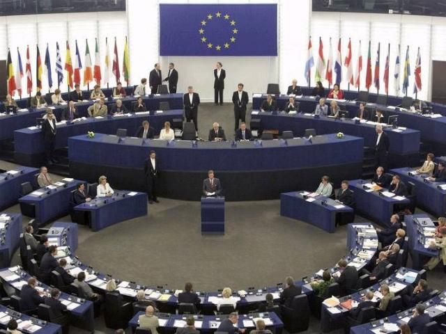 Европарламент пришлет своих депутатов на выборы в Украину