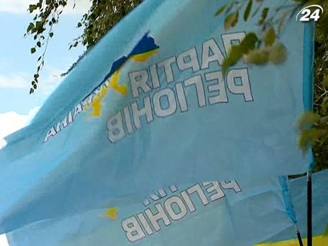 ЕNEMO: Партія регіонів найактивніше зловживає адмінресурсом ЕNEMO: Партія регіонів найактивніше зловживає адмінресурсом