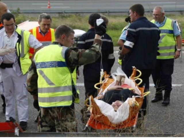 МИД: В ДТП во Франции пострадали 5 украинцев