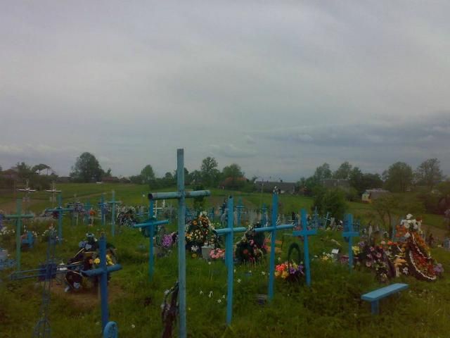 П’яна 44-річна одеситка поглумилася над могилами П’яна 44-річна одеситка поглумилася над могилами