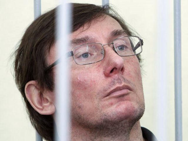 Луценко: Після двох судимостей в нашій країні найцікавіше тільки починається Луценко: Після двох судимостей в нашій країні найцікавіше тільки починається