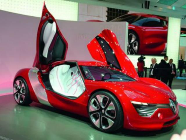 В США испытывают автомобили, которые смогут "говорить" между собой В США испытывают автомобили, которые смогут "говорить" между собой