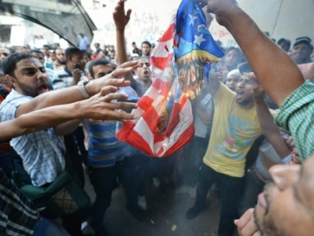 США отзывает своих дипломатов из Туниса и Судана США отзывает своих дипломатов из Туниса и Судана