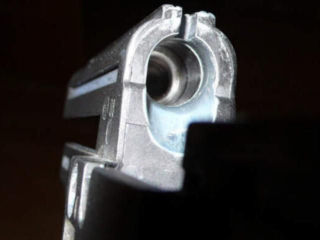 Двох людей розстріляли у центрі Харкова Двох людей розстріляли у центрі Харкова