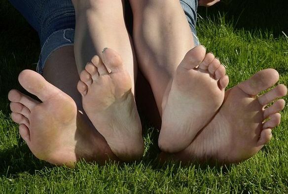 Девушка с наибольшей среди европеек стопой мечтает о каблуках (Фото) Девушка с наибольшей среди европеек стопой мечтает о каблуках (Фото)