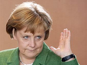 Меркель виступила за збереження Греції в Єврозоні