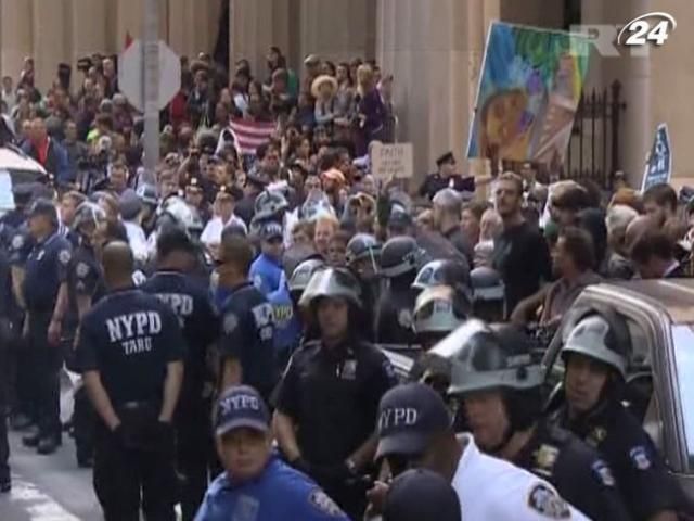 В США арестовали более сотни активистов "Захвати Уолл-стрит"