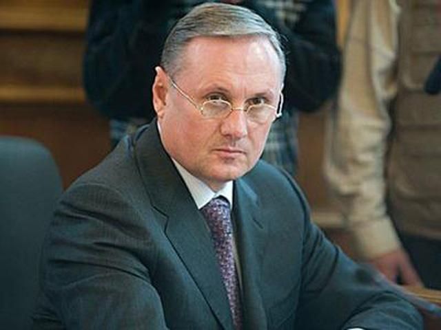 Ефремов: Гривну ожидает девальвация Ефремов: Гривну ожидает девальвация