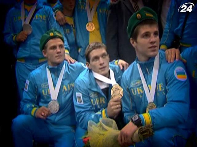 Команда місяця: Усик і товариші Команда місяця: Усик і товариші