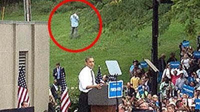 Охранник Обамы на глазах у избирателей справил нужду (Фото)