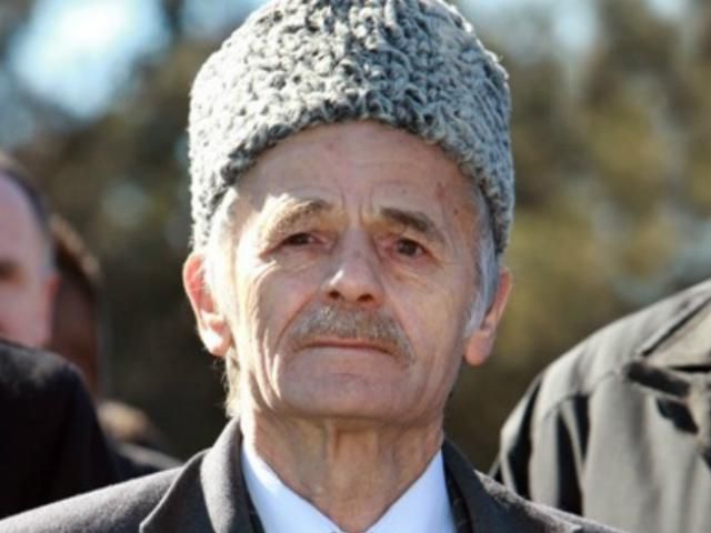 Джемилев: Крымскотатарский язык должен быть официальным языком
