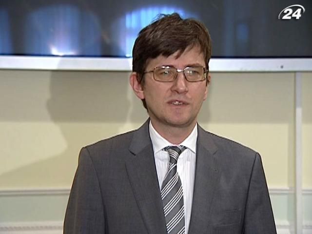 На людей тиснуть з вимогою тимчасової зміни місця голосування На людей тиснуть з вимогою тимчасової зміни місця голосування