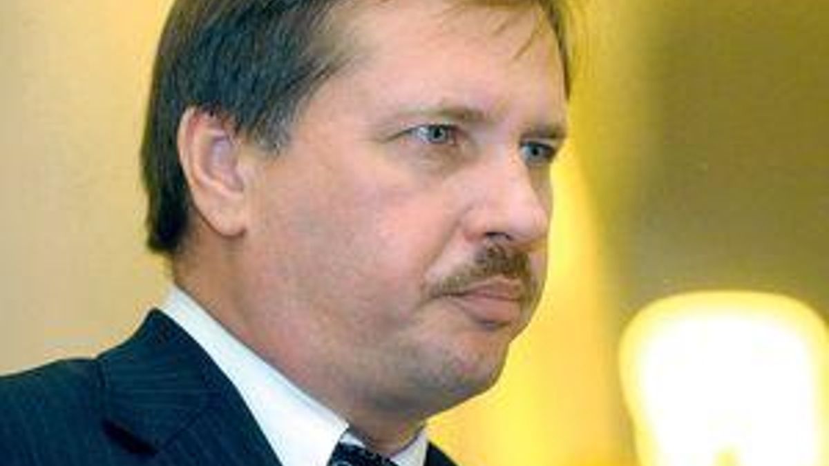 Тарас Чорновил: Ни один порядочный человек не может голосовать за Ющенко Тарас Чорновил: Ни один порядочный человек не может голосовать за Ющенко