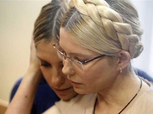 Євгенія Тимошенко: Мама вже почала самостійно рухатися