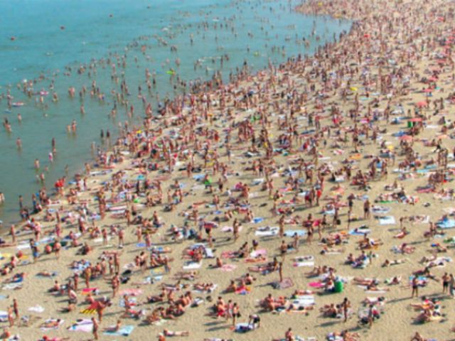 Цього року в Криму відпочило майже 6 мільйонів людей Цього року в Криму відпочило майже 6 мільйонів людей