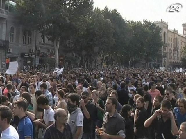 У Грузії через скандал звільняють працівників каральних органів У Грузії через скандал звільняють працівників каральних органів