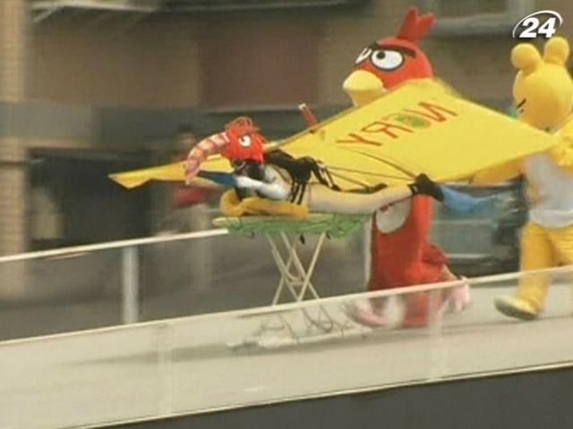 У Тайвані відбувся конкурс людей-птахів У Тайвані відбувся конкурс людей-птахів