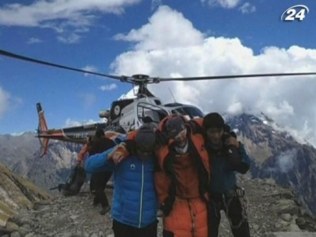 У Гімалаях при сходженні лавини загинуло 9 альпіністів