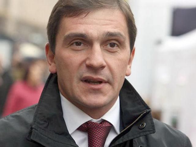 Бютівець розповів, як штрафують "опозиційних" виборців Бютівець розповів, як штрафують "опозиційних" виборців