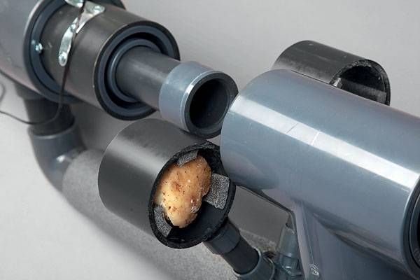 Повара из Германии оштрафовали за картофельную пушку Повара из Германии оштрафовали за картофельную пушку