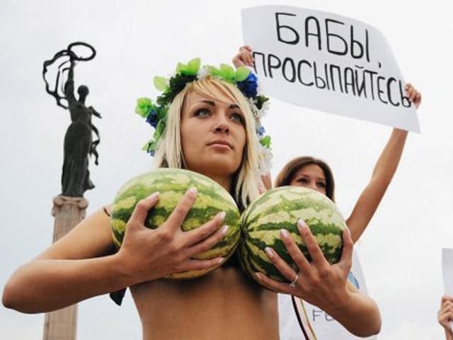 FEMEN кажуть, що не платять своїм активісткам