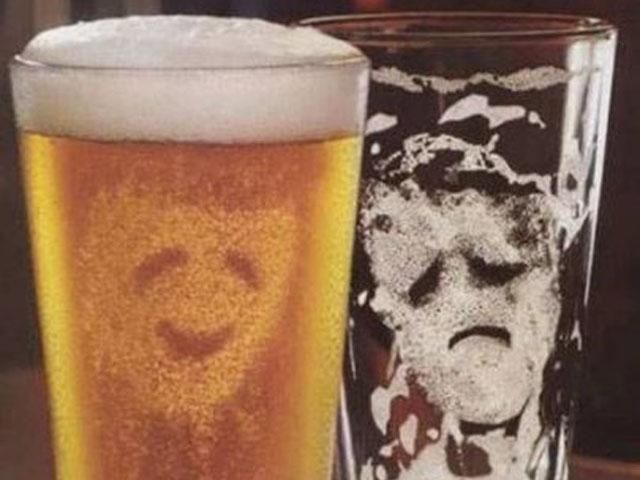 У Чехії заарештували підозрюваних у поширенні контрафактного алкоголю У Чехії заарештували підозрюваних у поширенні контрафактного алкоголю