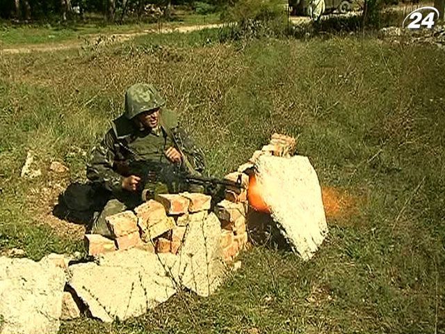 Морська та гірська піхота зійшлися у бою на Ангарському полігоні в Криму Морська та гірська піхота зійшлися у бою на Ангарському полігоні в Криму