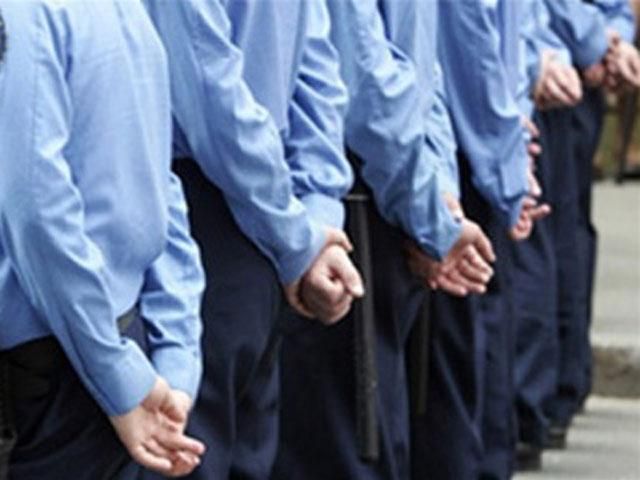 Відтепер мінімальна зарплата міліціонерів становитиме 1800 гривень Відтепер мінімальна зарплата міліціонерів становитиме 1800 гривень