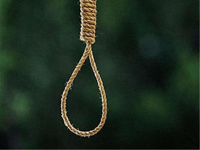 На Закарпатье женщина повесилась возле церкви На Закарпатье женщина повесилась возле церкви