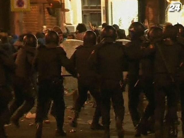 Страйк в Іспанії завершився сутичками з поліцією Страйк в Іспанії завершився сутичками з поліцією
