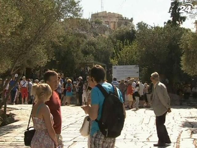 В Греции профсоюзы проводят 24-часовую забастовку В Греции профсоюзы проводят 24-часовую забастовку