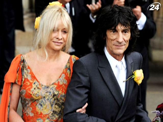 Спільне майно Ронні Вуда та його колишньої дружини піде з молотка Спільне майно Ронні Вуда та його колишньої дружини піде з молотка