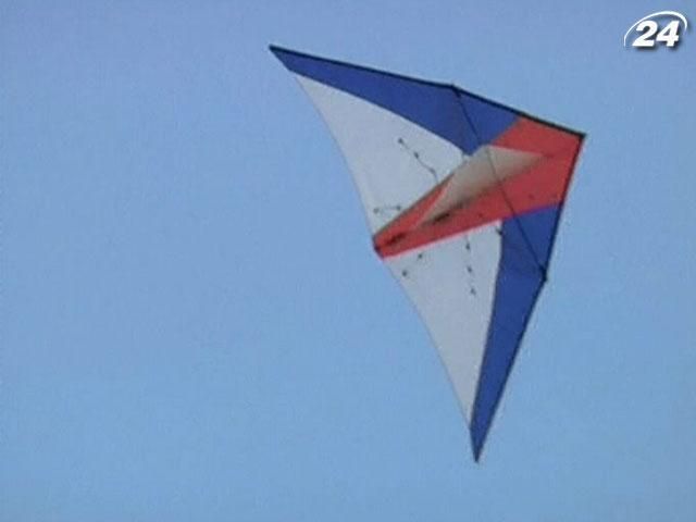 Китайцы измеряют загрязнения воздуха с помощью воздушных змеев Китайцы измеряют загрязнения воздуха с помощью воздушных змеев