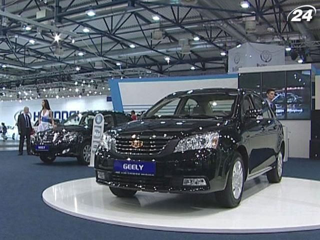 Минэкологии хочет собирать налог со всех импортных авто Минэкологии хочет собирать налог со всех импортных авто