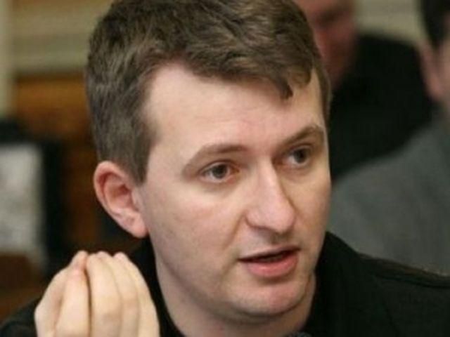 Политолог о кандидатах в ВР: Они напоминают пассажиров "Титаника" Политолог о кандидатах в ВР: Они напоминают пассажиров "Титаника"