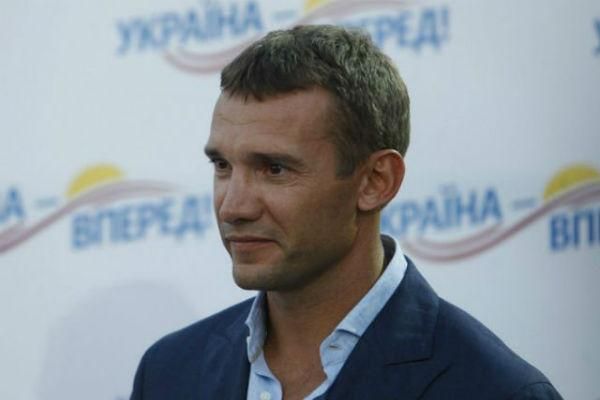 Андрій Шевченко розказав вірш однофамільця напам'ять (Відео) Андрій Шевченко розказав вірш однофамільця напам'ять (Відео)