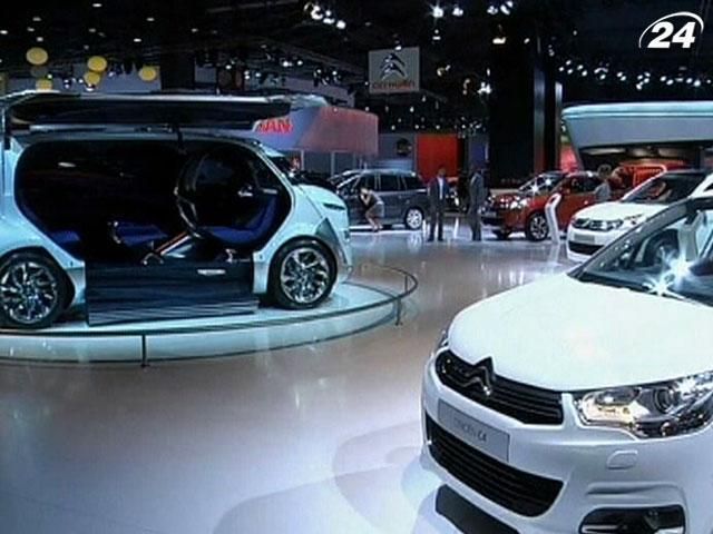 Міжнародний автосалон у Парижі готується до офіційного відкриття Міжнародний автосалон у Парижі готується до офіційного відкриття
