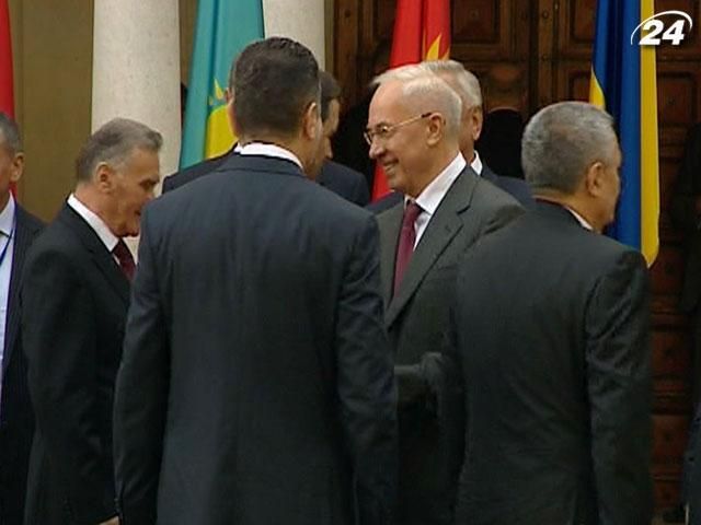 В Ялте продолжается саммит глав правительств стран СНГ В Ялте продолжается саммит глав правительств стран СНГ