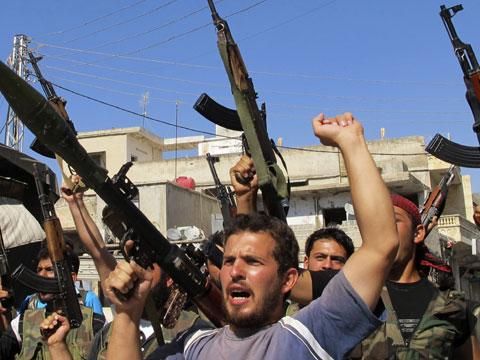 Повстанцы в Сирии начали "решающую битву" за Алеппо Повстанцы в Сирии начали "решающую битву" за Алеппо