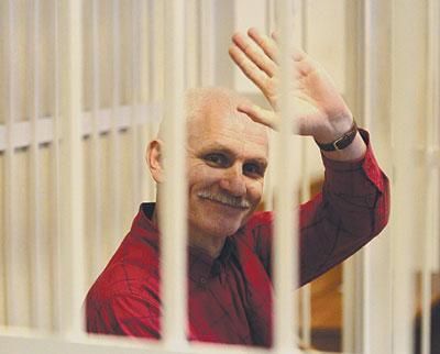 Премію Лєха Валенси отримав білоруський опозиціонер Премію Лєха Валенси отримав білоруський опозиціонер